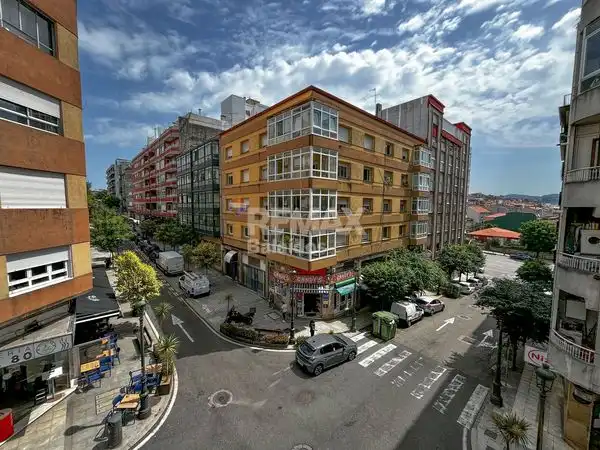 https://static.fotocasa.es/images/ads/1f1672d0-e96b-45ba-9201-c122c8a5551f?rule=original