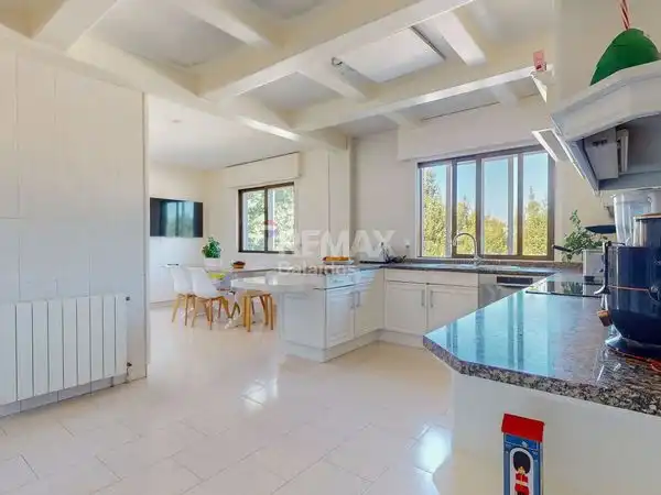 https://static.fotocasa.es/images/ads/8268b76d-800a-41fc-8162-60d8a14efb64?rule=original