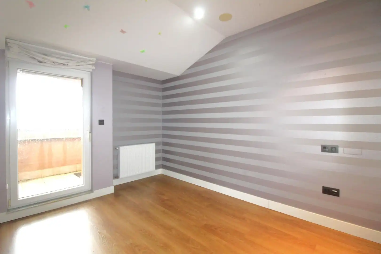 https://static.fotocasa.es/images/ads/c79cb249-6930-4e71-ba81-e21c1eeda680?rule=original