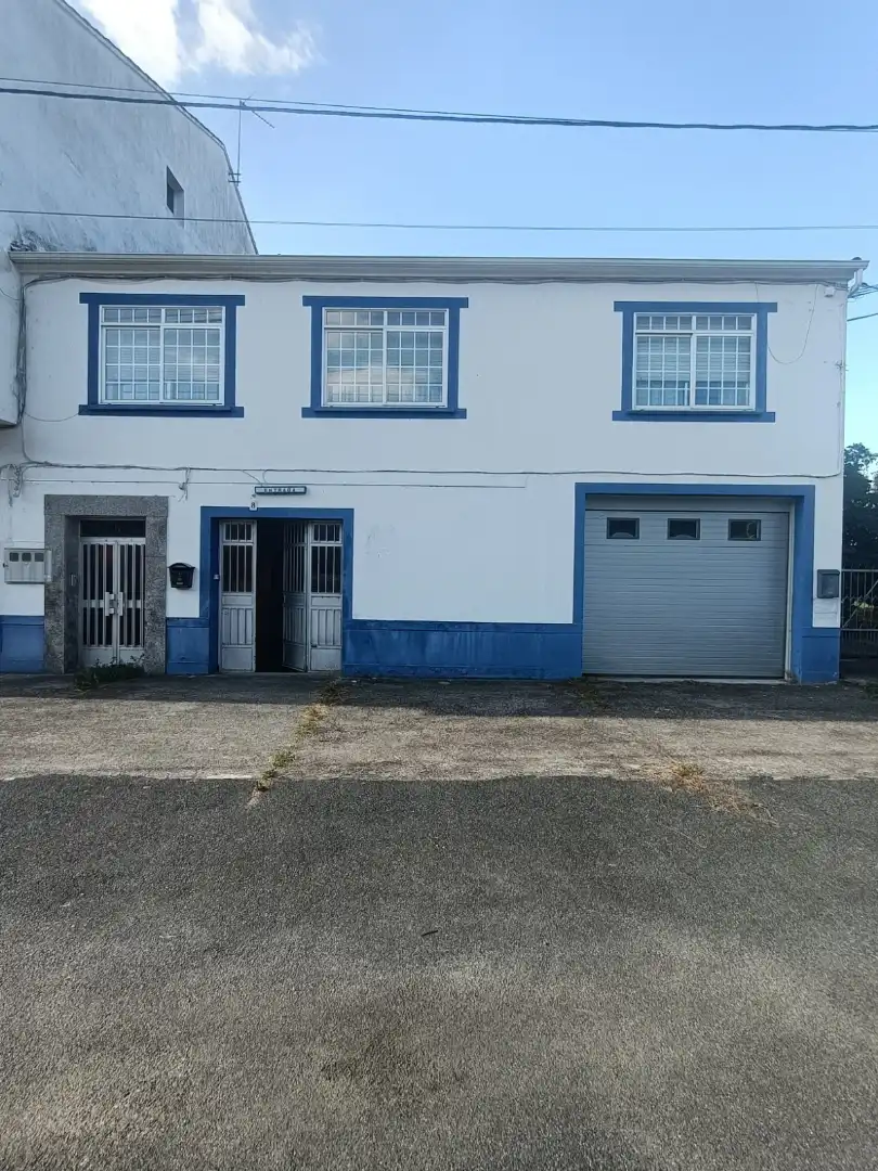 https://static.fotocasa.es/images/ads/cd35400d-18d5-4fe2-8ac9-60c2f5ce6e31?rule=original