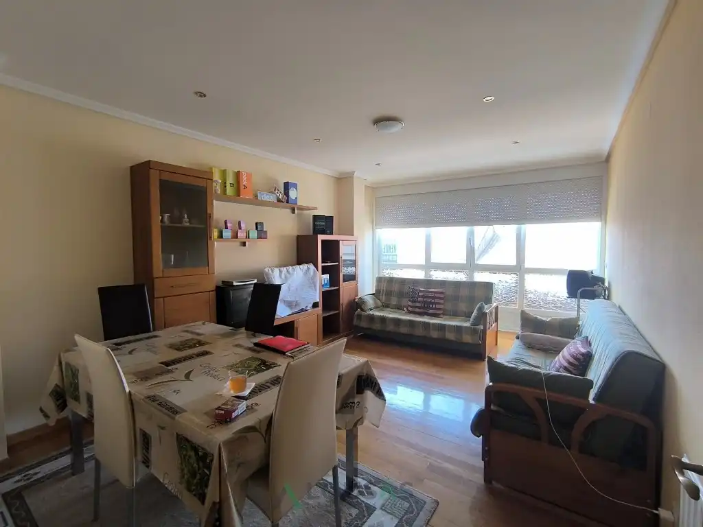 https://static.fotocasa.es/images/ads/722367a8-19a1-438c-9809-00a00e1dfd5e?rule=original