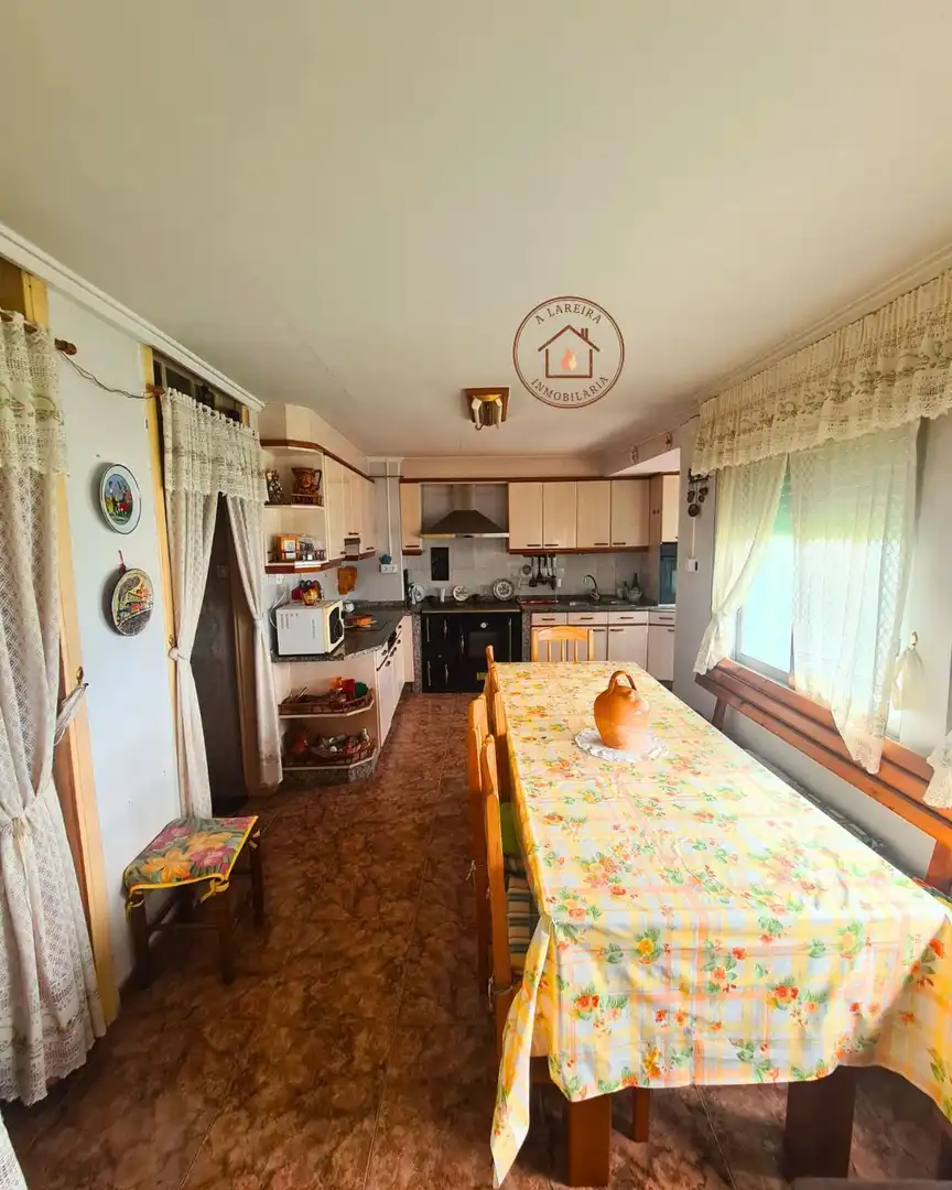 https://static.fotocasa.es/images/ads/d45f23c5-3fbe-4872-a4ac-47106d1c95b2?rule=original