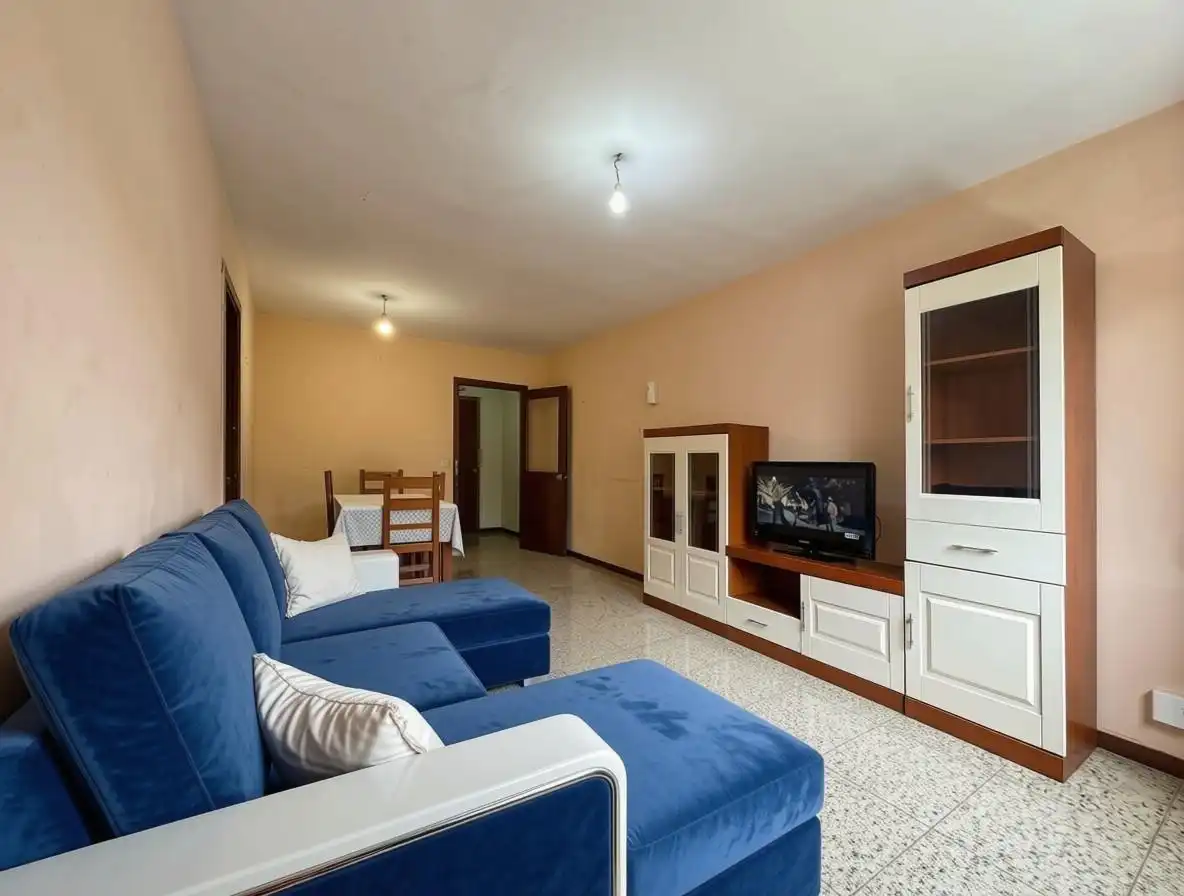 https://static.fotocasa.es/images/ads/5727456c-5168-4be1-a21d-26fb280ca529?rule=original