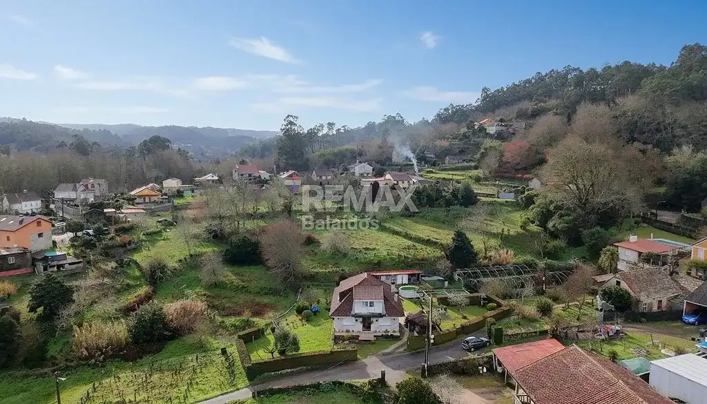 https://static.fotocasa.es/images/ads/849a544f-6459-4c7c-bc68-dc3b58b324dd?rule=original
