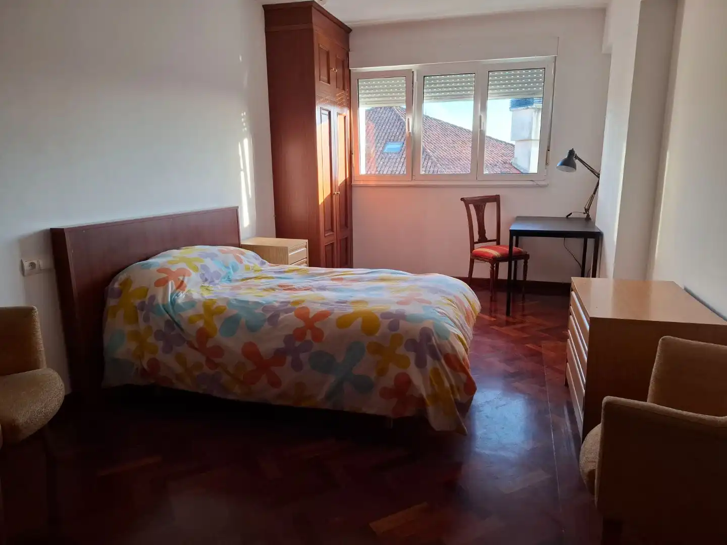 https://static.fotocasa.es/images/anuncio/2026/08/31/190621843/4997052079.jpg?rule=original