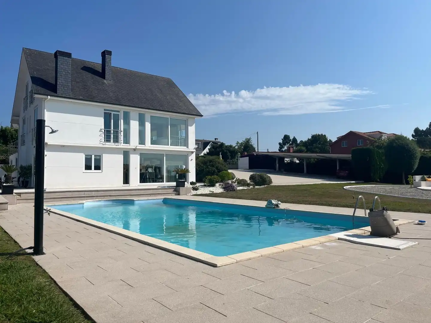 https://static.fotocasa.es/images/ads/b33ce892-86cf-4403-966c-e9e99eab060f?rule=original