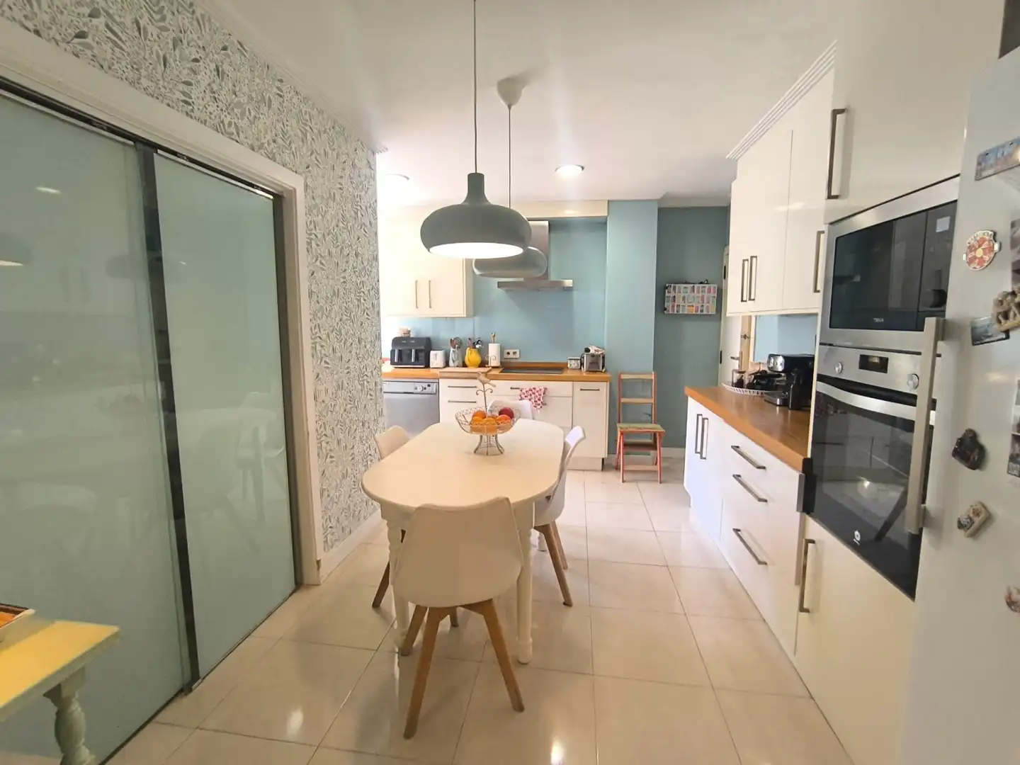 https://static.fotocasa.es/images/ads/33c8aa41-543d-4b4a-b1bc-d839730c3268?rule=original