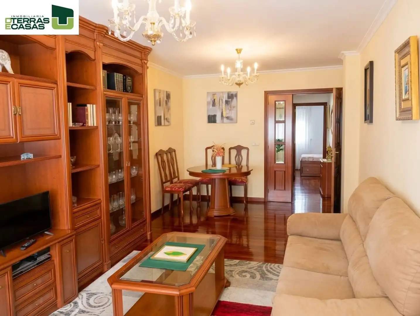 https://static.fotocasa.es/images/ads/c24b3c58-19bd-4d3c-a939-d897af59b241?rule=original