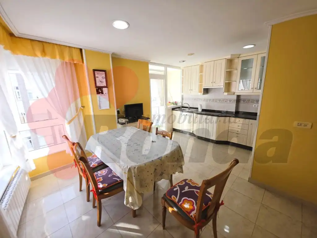 https://static.fotocasa.es/images/ads/ea5ff021-02e2-4b06-af1d-5574e76463ae?rule=original