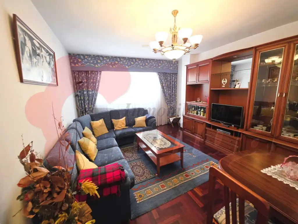 https://static.fotocasa.es/images/ads/2496490f-9368-40f0-87a1-aecbc8f44b67?rule=original
