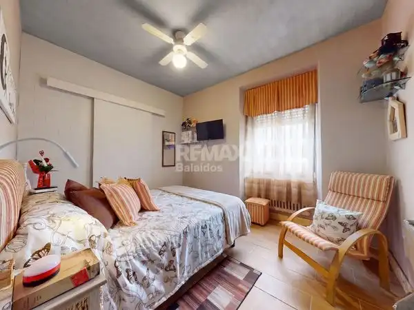 https://static.fotocasa.es/images/ads/61cdf07b-2bc3-47de-9382-f24f8558b138?rule=original