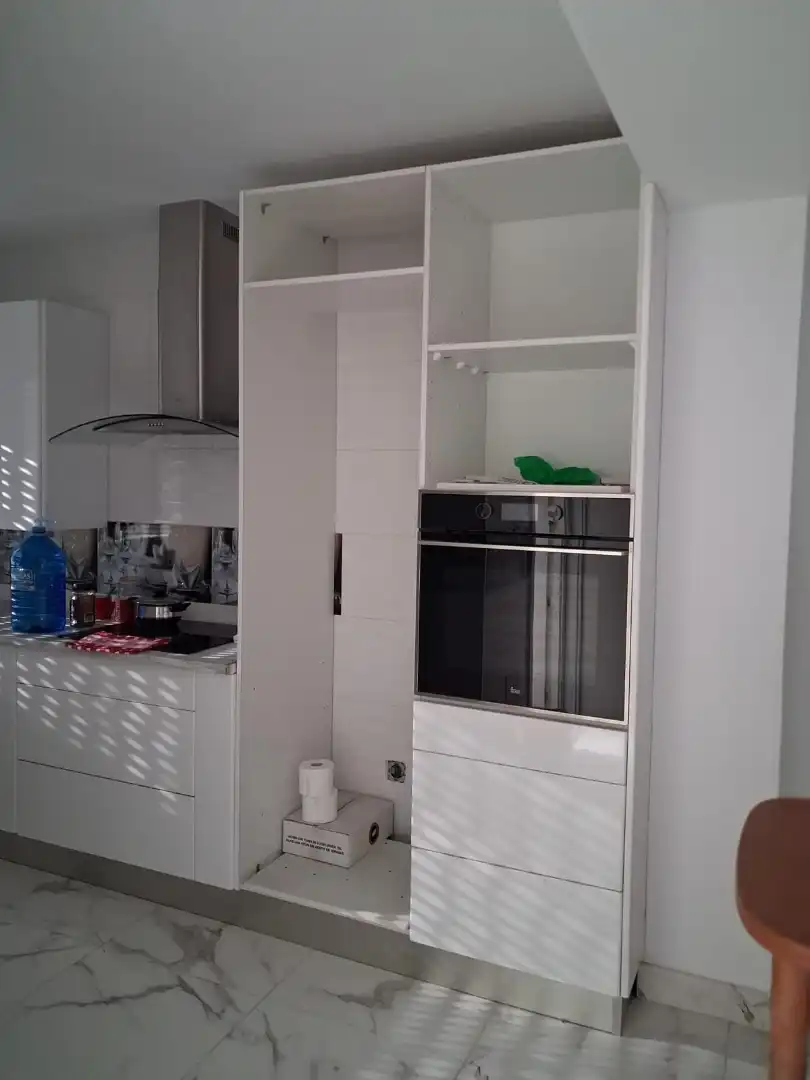 https://static.fotocasa.es/images/ads/fb7df730-c022-4883-ad1a-19defea5c741?rule=original