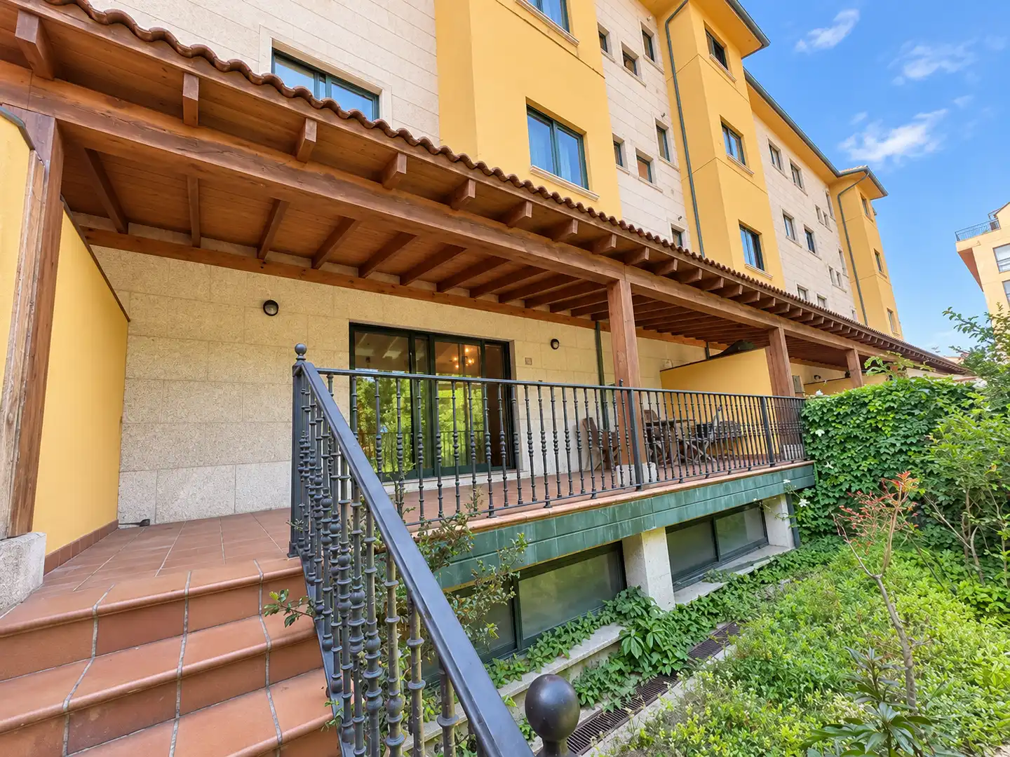 https://static.fotocasa.es/images/ads/c26ab00a-7687-4ab9-92c5-c7db416d92c0?rule=original