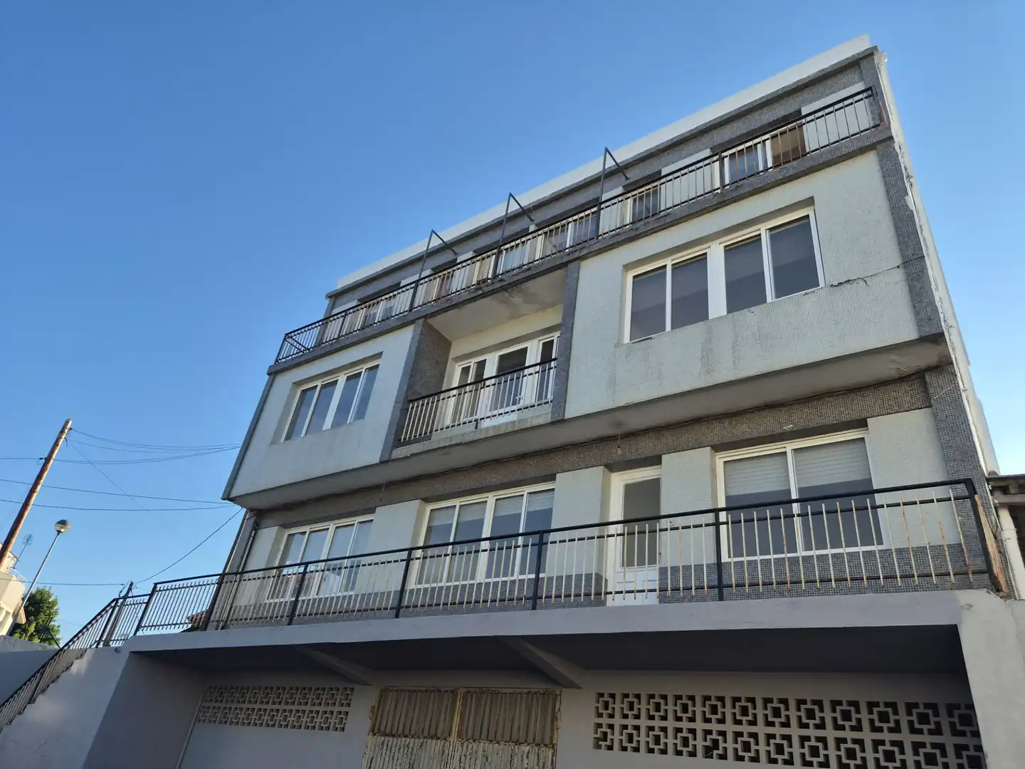 https://static.fotocasa.es/images/ads/f8e15199-10e3-4994-a44e-9dc2199aaaf4?rule=original