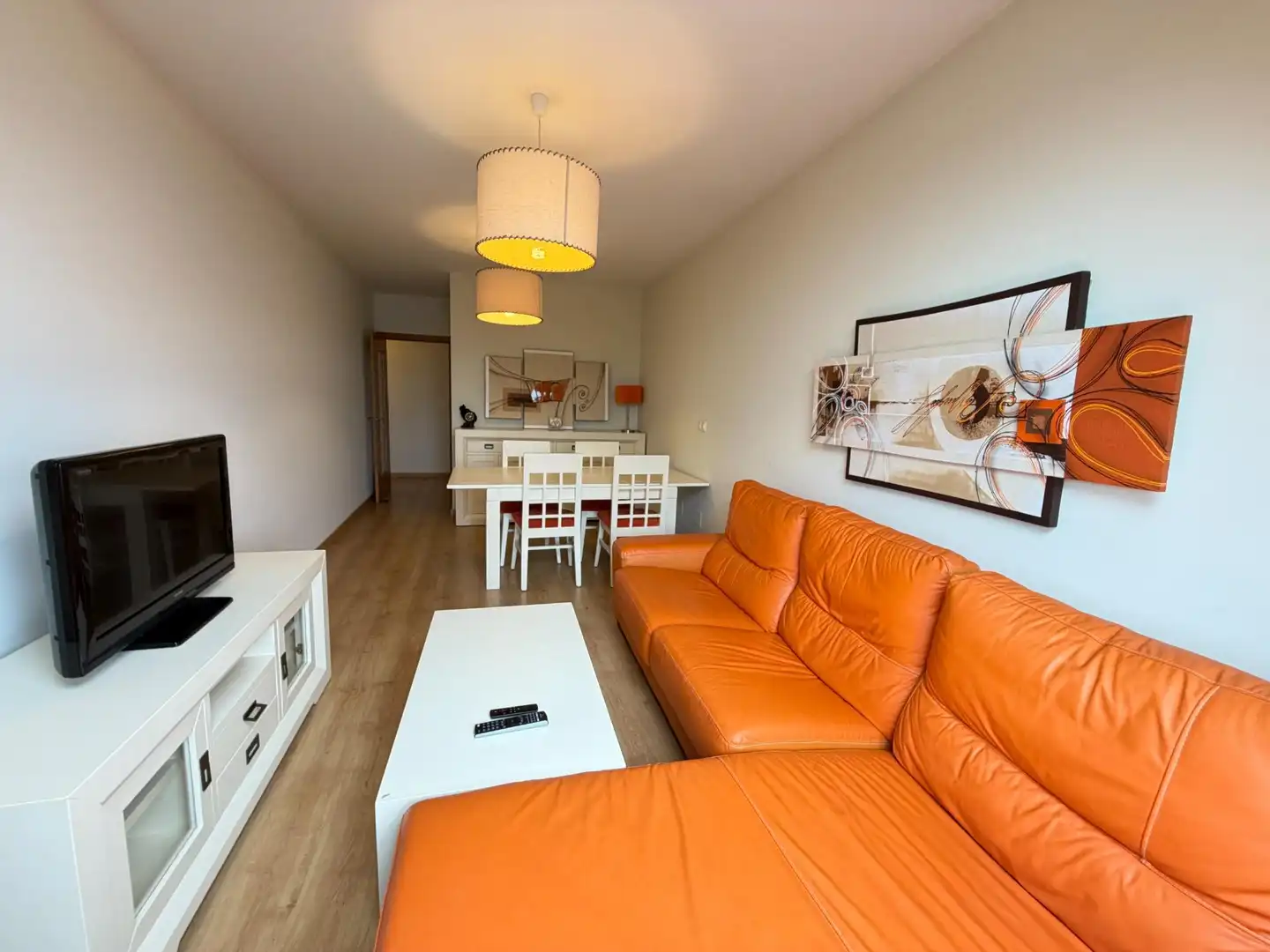 https://static.fotocasa.es/images/ads/55906bfe-0561-4c9b-a58e-5913ad6400f8?rule=original