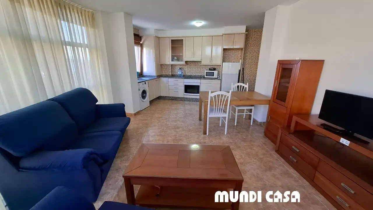 https://static.fotocasa.es/images/ads/4a4d6fb9-80ac-4dfd-8b70-15151e1c5182?rule=original