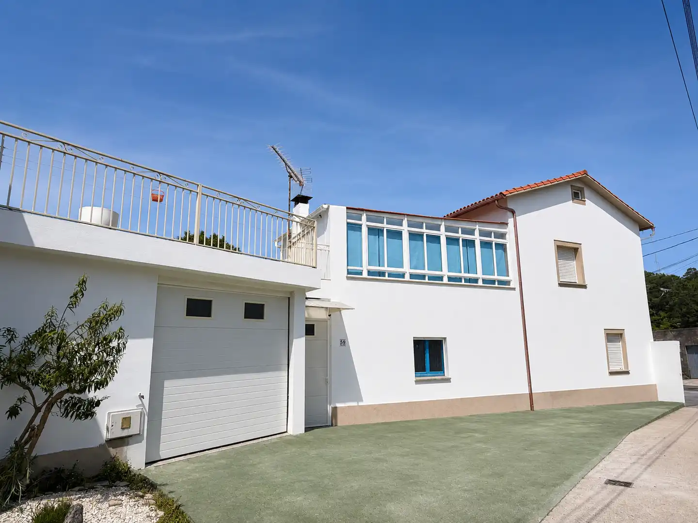 https://static.fotocasa.es/images/ads/85a49d58-6a6e-4fef-a137-41ceaaa4e668?rule=original