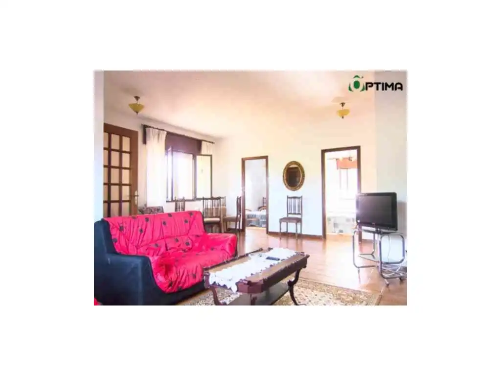 https://static.fotocasa.es/images/ads/ce035f70-4c60-4e5b-8364-ae51a5673702?rule=original