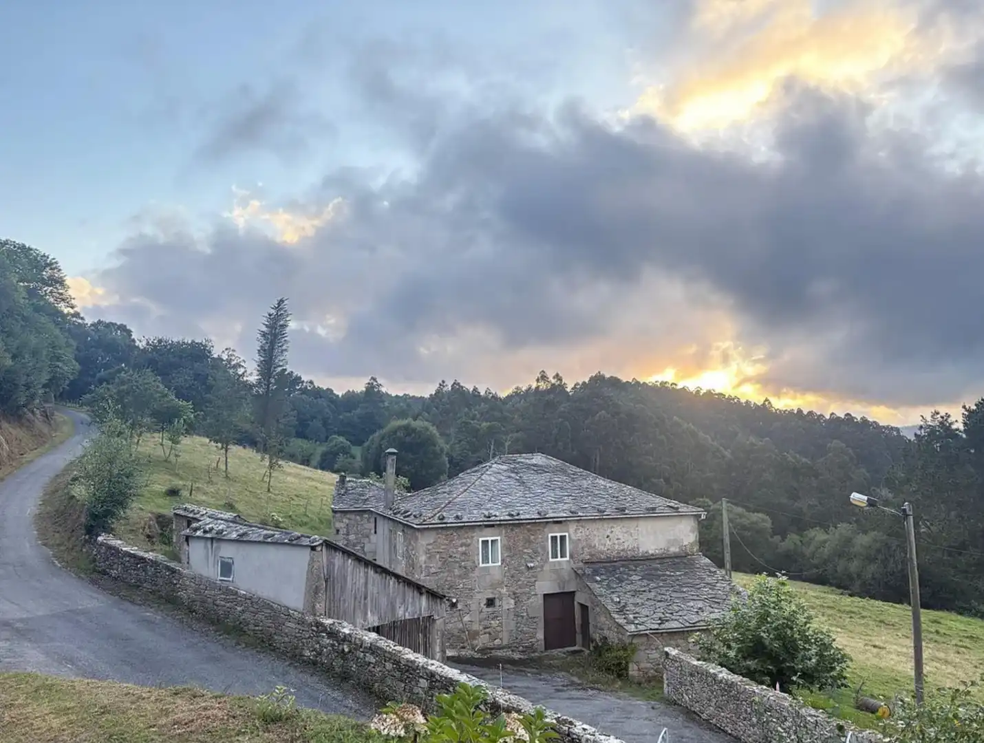 https://static.fotocasa.es/images/ads/cd608813-699a-42ec-8fac-c16144350b2a?rule=original